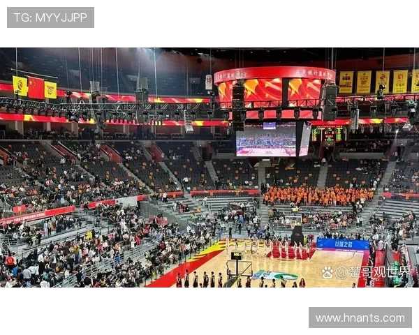 南京同曦力拼广东宏远 强强对决见证CBA季后赛激烈较量