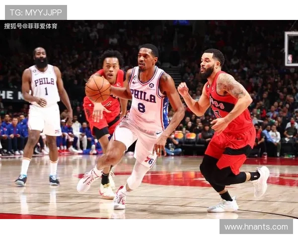 多伦多猛龙与劲敌对阵激战正酣，球迷期待绝地反击之战