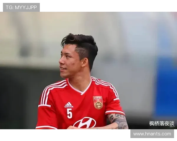 张琳芃领衔中国足球新篇章再度点燃绿茵场奋进与荣耀的激情